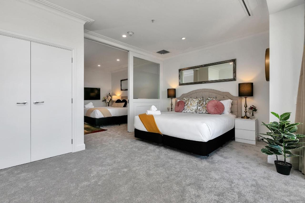 Your Family Getaway - Rooftop Spa & Pool! Auckland Esterno foto