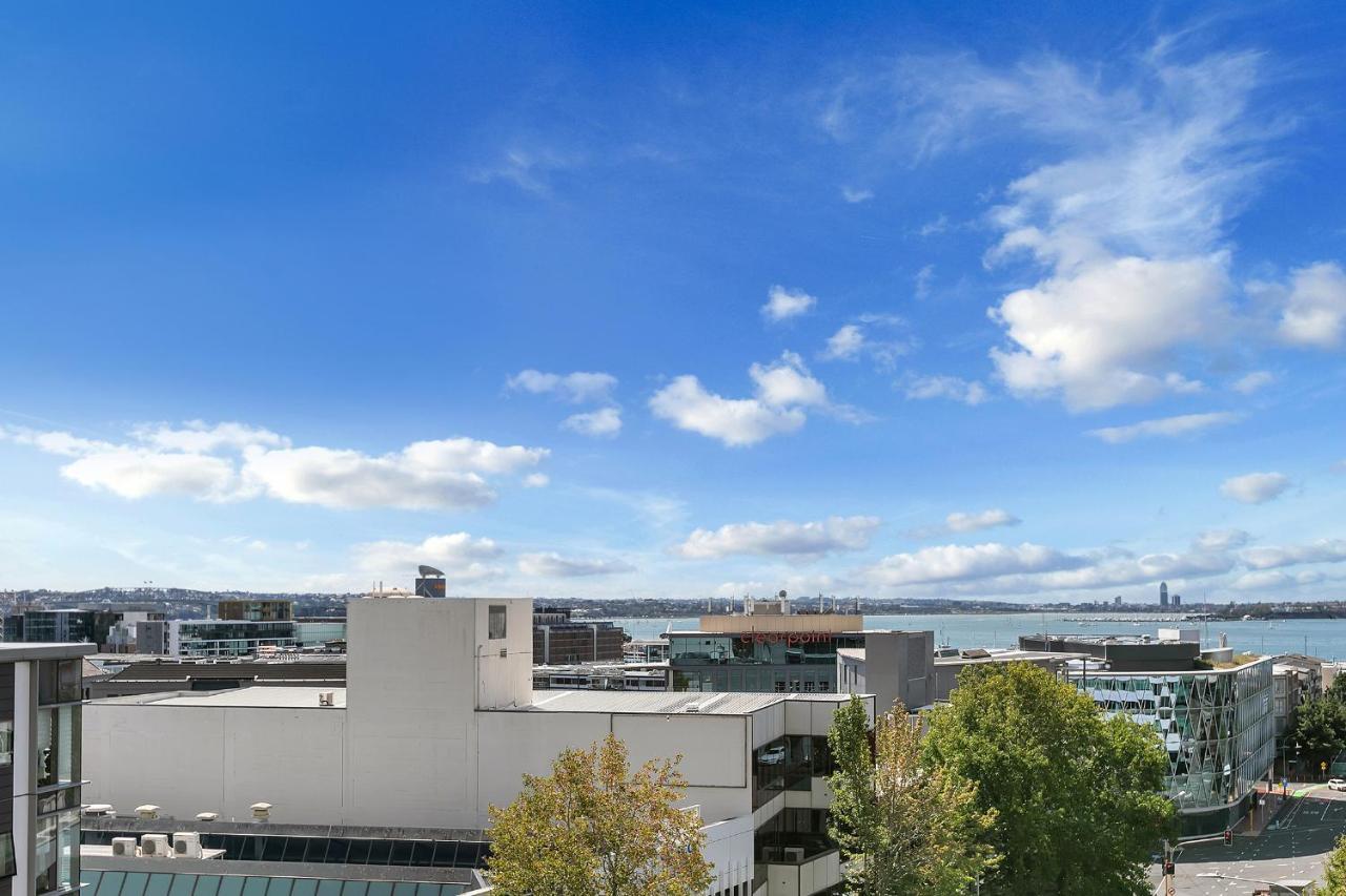 Your Family Getaway - Rooftop Spa & Pool! Auckland Esterno foto